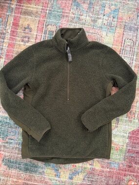 Uniqlo Olive Sherpa Half-Zip Pullover